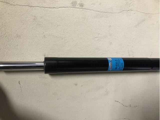 36E32A Амортизатор передний купить Черновцы