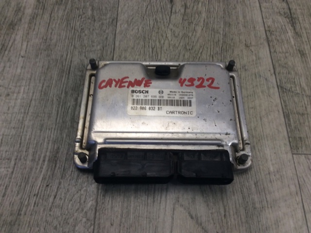 Модуль управления двигателем Порше Кайен