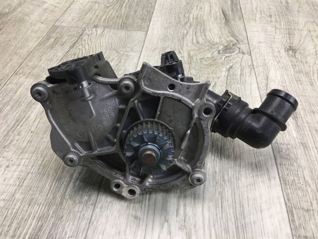 06K121111P VAG Помпа купить в Черкассы