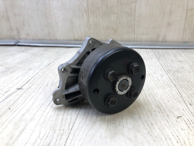 Шкив помпы водяного насоса Тойота Камри VI