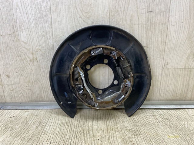 Колодки ручника Тойота Рав-4 3