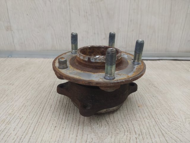 Подшипник в сборе со ступицей передний Hyundai Tucson III