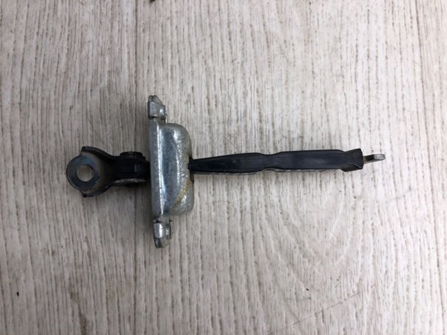 794900U000 Hyundai/Kia ограничитель двери hyundai accent rb 10-