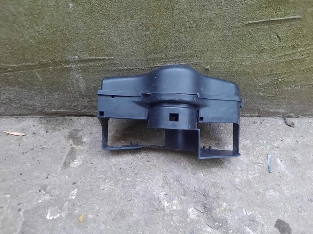 Воздухозаборник воздушного фильтра 1KD805965 VAG