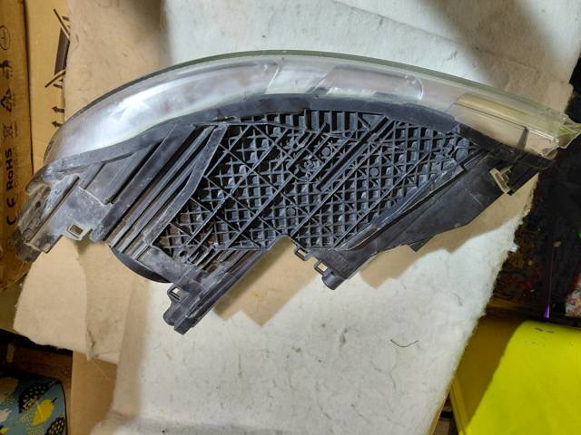 VAG 1Z1941016G Правая фара в наличии Запорожье