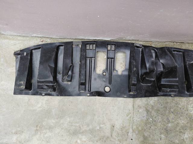 NISSAN 626604BC0A Защита бампера переднего в наличии Киев