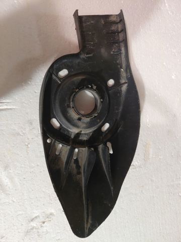 Защита заднего нижнего рычага 6R0511533A VAG
