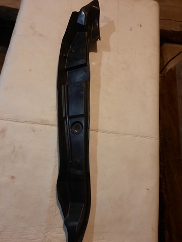 8R0821111C VAG Уплотнитель крыла купить в Каменское
