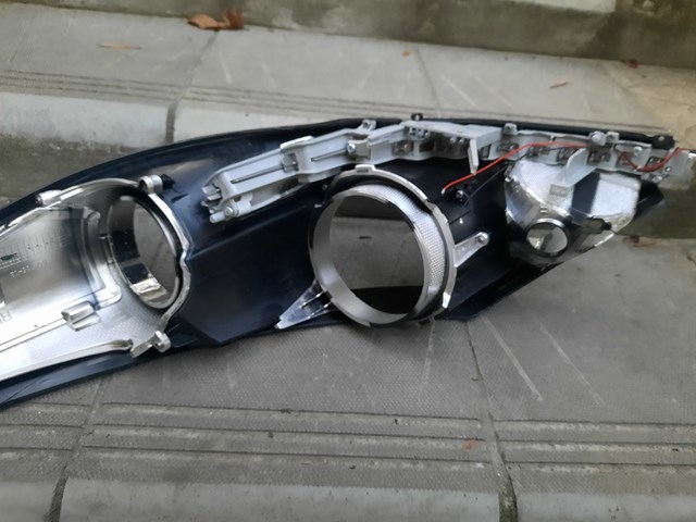 921023U250 HYUNDAI Правая фара купить в Полтава
