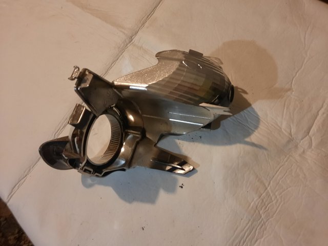 FORD DS7313W030CD Левая фара в наличии Николаев