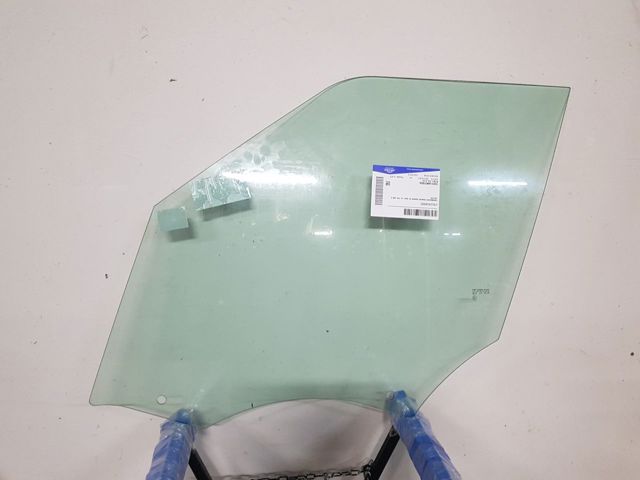 Стекло водительской двери 7044LGNR5FD SEKURIT