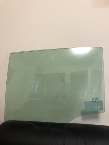 Стекло заднее левое 7812LGSH5RD SEKURIT