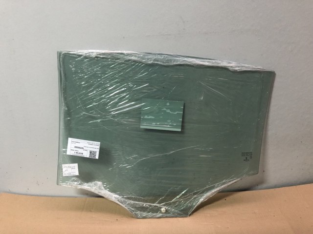 Стекло задней двери, правой 8584RGSS4RDW1A SEKURIT
