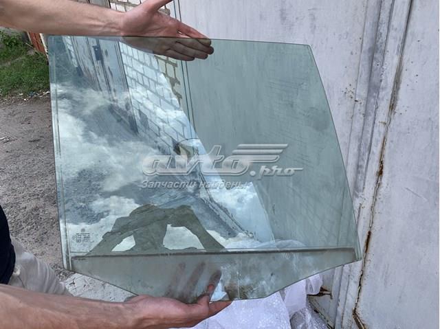 5N0845026 VAG Стекло двери задней правой купить в Запорожье