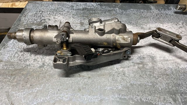 Колонка рулевая 2114601616 MERCEDES