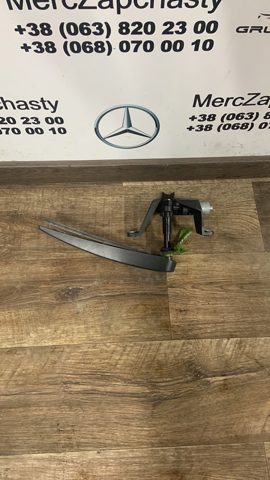 Моторчик заднего стеклоочистителя 42767409 GM