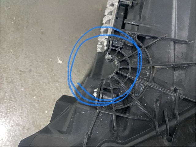63117408711 BMW Левая фара купить в Львов