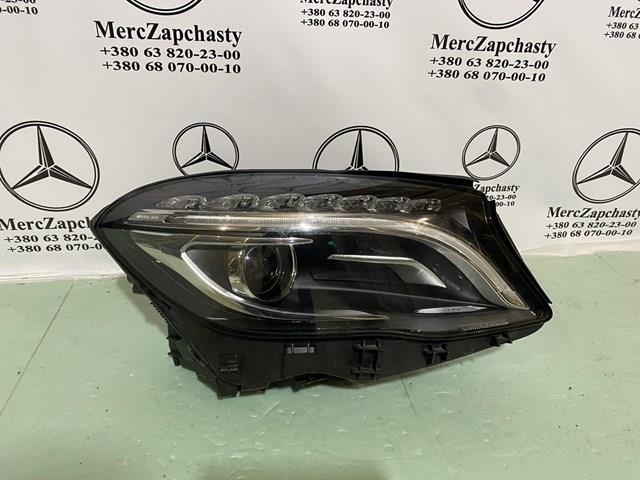 Фара права A1569061800 Mercedes