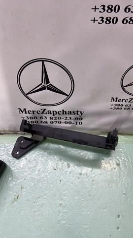 Блок реле и предохранителей A1645451740 MERCEDES