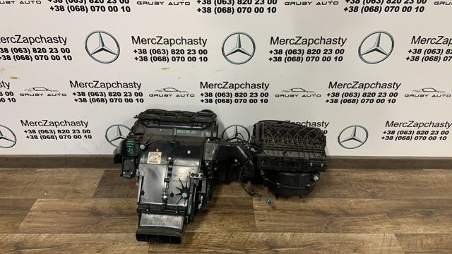 Радиатор отопителя A1648300061 MERCEDES