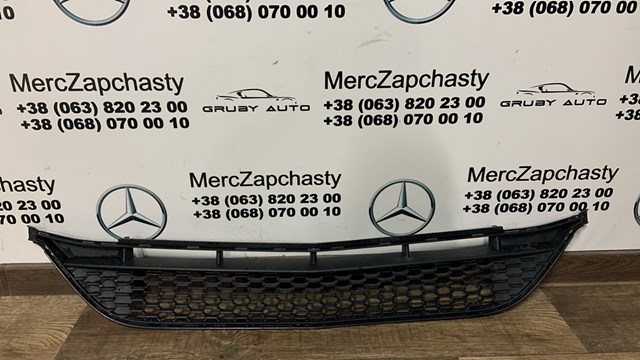 Решітка переднього бампера, центральна A1778859100 Mercedes