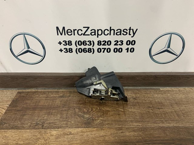 Замок задньої двері, лівої A2027300535 Mercedes