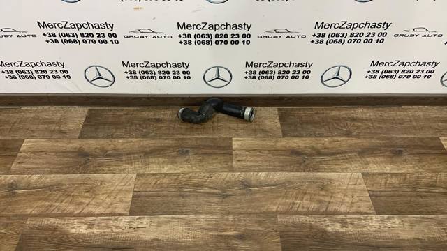 Шланг/патрубок интеркуллера A2035281782 MERCEDES