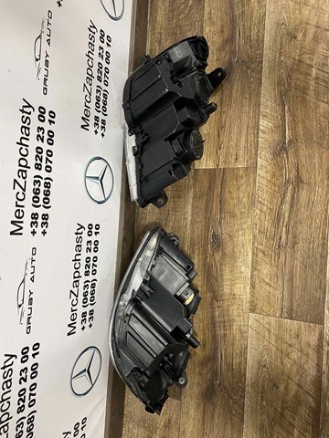 MERCEDES A2049065203 Правая фара в наличии Николаев