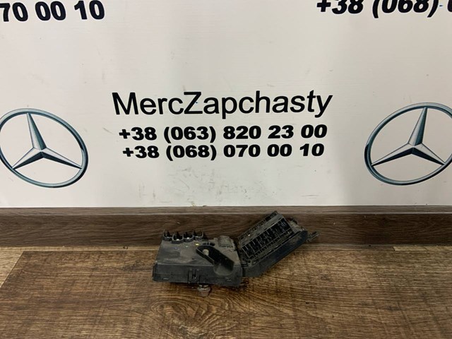 Колодка соединительная плюсового кабеля A2115461141 MERCEDES