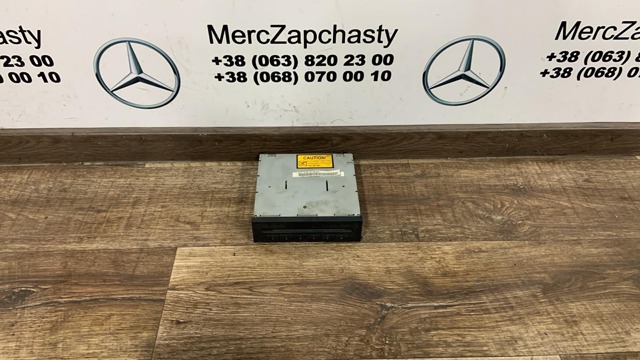 Заводская магнитола A2118275542 MERCEDES