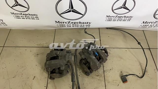 Скоба тормозного суппорта заднего A2124230394 MERCEDES