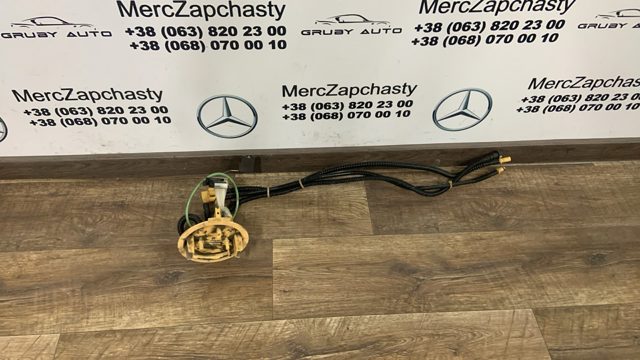 Датчик уровня топлива в баке, левый A2124700794 MERCEDES