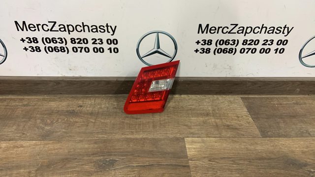 Фара задняя правая внутренняя A2129060258 MERCEDES