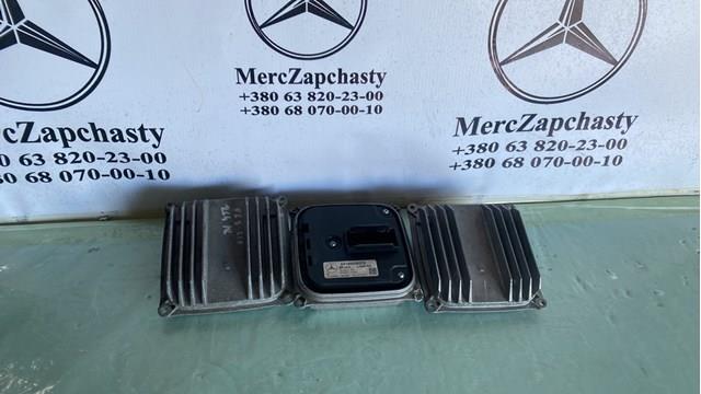 Блок управління ксеноновими фарами A2189009203 Mercedes