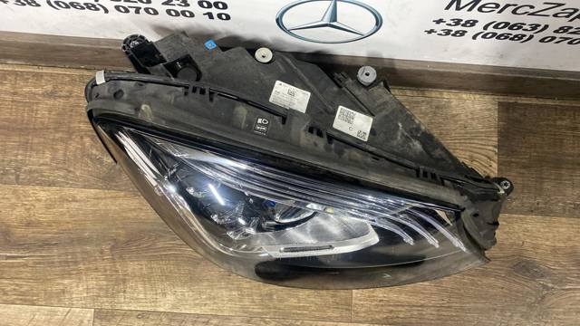 MERCEDES A2229068003 Фара правая в наличии Одесса