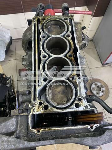 Блок двигателя A2710101205 MERCEDES