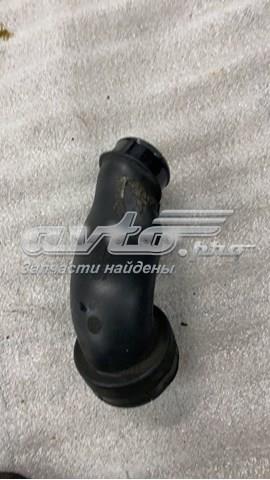 Шланг/патрубок интеркуллера A2710901437 MERCEDES