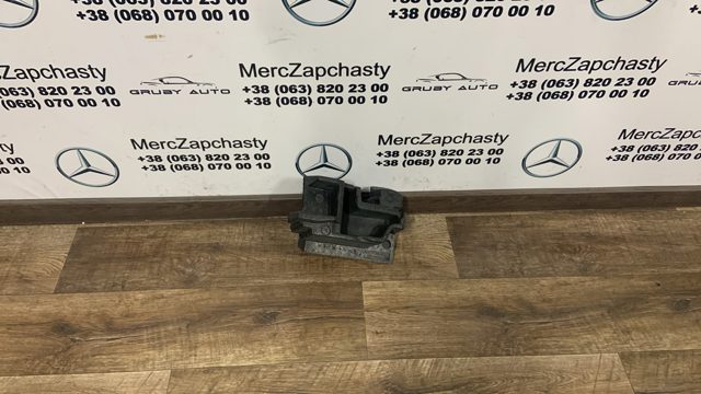 Воздуховод радиатора A2925050730 MERCEDES
