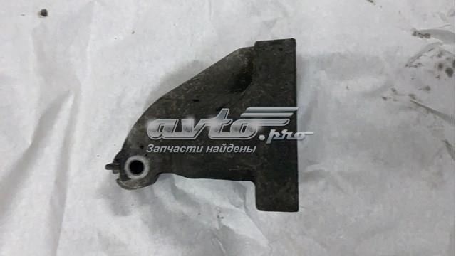 Кронштейн подушки (опоры) двигателя, левой A6422230004 MERCEDES