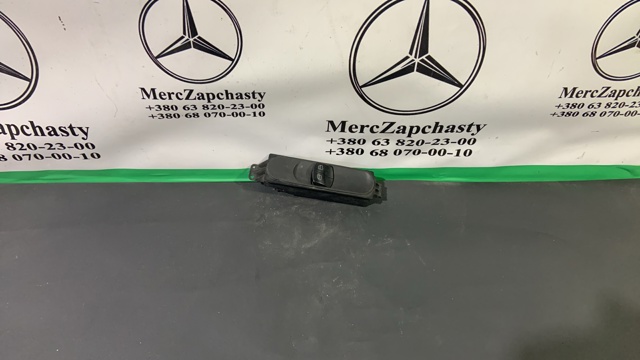 Кнопки переднего левого стекло подъёмника A9065451513 MERCEDES