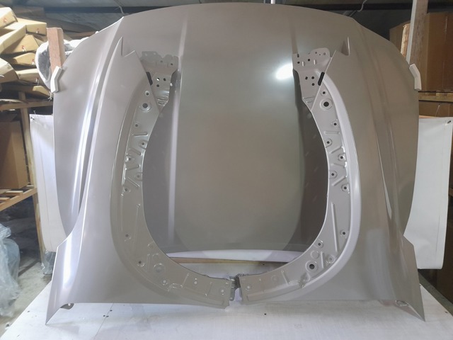Боковая часть передняя правая VA4052111 RHINO