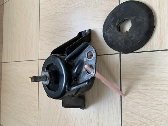 21810D3100 HYUNDAI Правая подушка двигателя купить в Винница