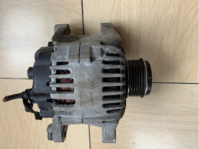 HYUNDAI 3730025600 Генератор в наличии Ирпень