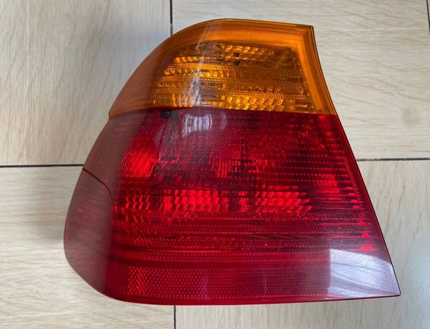 Фонарь задний 8364921 BMW