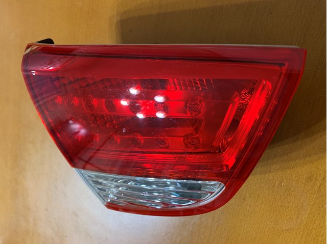924052Y000 HYUNDAI Фонарь задний левый внутренний купить в Житомир