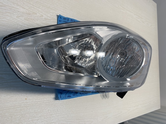 FORD AM5113W030AF Фара левая в наличии Сумы