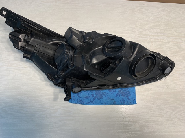 FORD AM5113W030AF Фара левая в наличии Винница