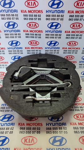 Ключ балонный (торцовый) 091313B010 HYUNDAI