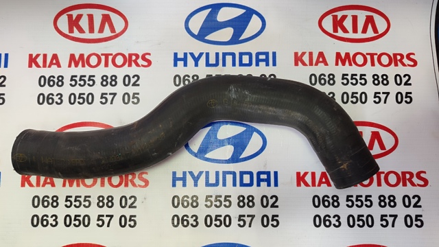 Патрубок системы охлаждения 165710M060 TOYOTA