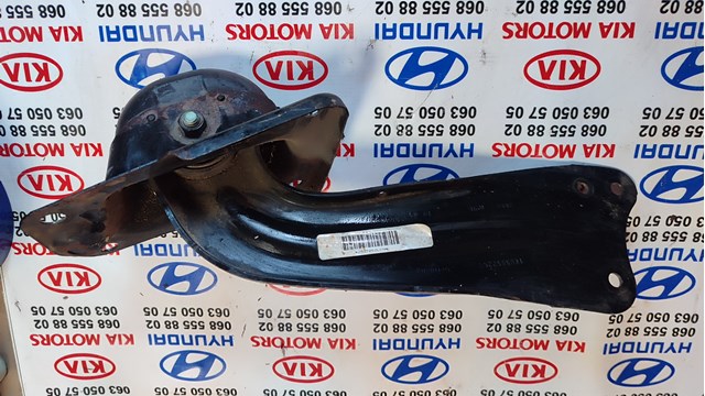 Кронштейн задней балки 1K0505130J VAG